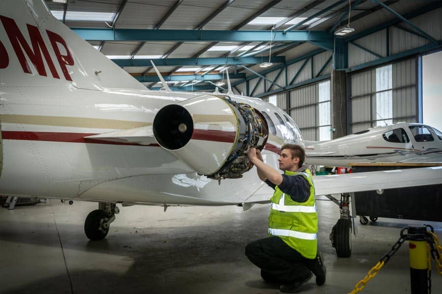 Image of Eclipse aircraft maintenance - FLY ASG.